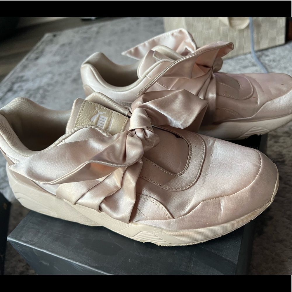 Fenty Puma satin bow sneaker, rose gold. US womens size 9